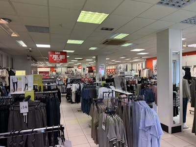 Unit 2, 64-65 Worcester Street, Kidderminster, Retail / Showroom To Let - IMG_4500.JPG