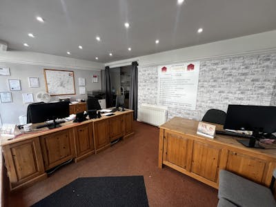 29 Carter Gate, Newark, Retail To Let - IMG_3915.jpg