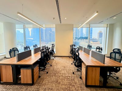 Emaar Square, Building 3, Office To Let - 411 (3).jpg