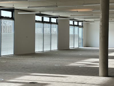 Building 210, The Village, Luton, Education / F1 (Learning and Non-Residential Institutions) / Healthcare / Hi Tech / Lab / Laboratory / Office / Other - Health / Nursery / Church / Education To Let - First Floor Suite A 3.JPG