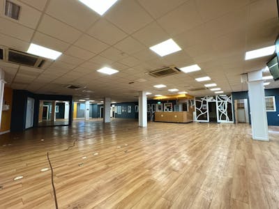 6-8 Park Street, Luton, A3 (Restaurants and Cafes) / Alternative Use Opportunity / Bar / Bar / Club / Class E Retail / Leisure / E Class Retail / Leisure (no extract - Open A1) / Food & Beverage / Gym / Hall/Misc / Club / Late Night Venue / Leisure / Nightclub / Nightclub / Late Night / Other / Other - Health / Nursery / Church / Education / Pub / Bar / Club / Restaurant / Restaurant / Cafe To Let - Image 5