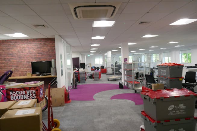 Turnford Place, Broxbourne, Offices To Let - P1060019.JPG