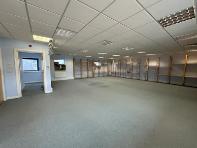 Unit 21 Oliver Business Park, Park Royal, Industrial / Office To Let - 20260817_140220212_iOS.jpg