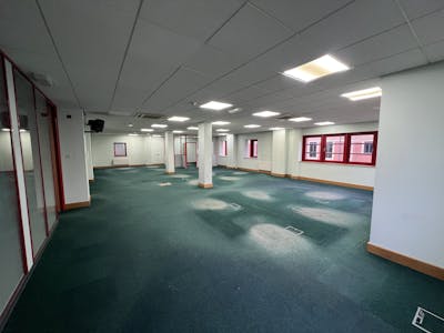 48 Victoria Road, Leeds, Office To Let - IMG_7454.jpeg