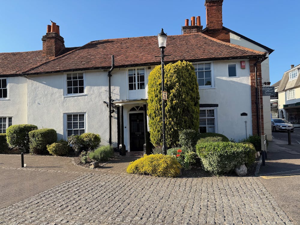 29 and 29A High Street - 19.jpg