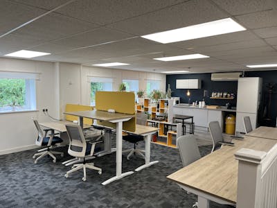 First Floor Offices, 2D Station Yard, Thame, E (Commercial / Business / Service) / Office To Let - IMG_2822.JPG