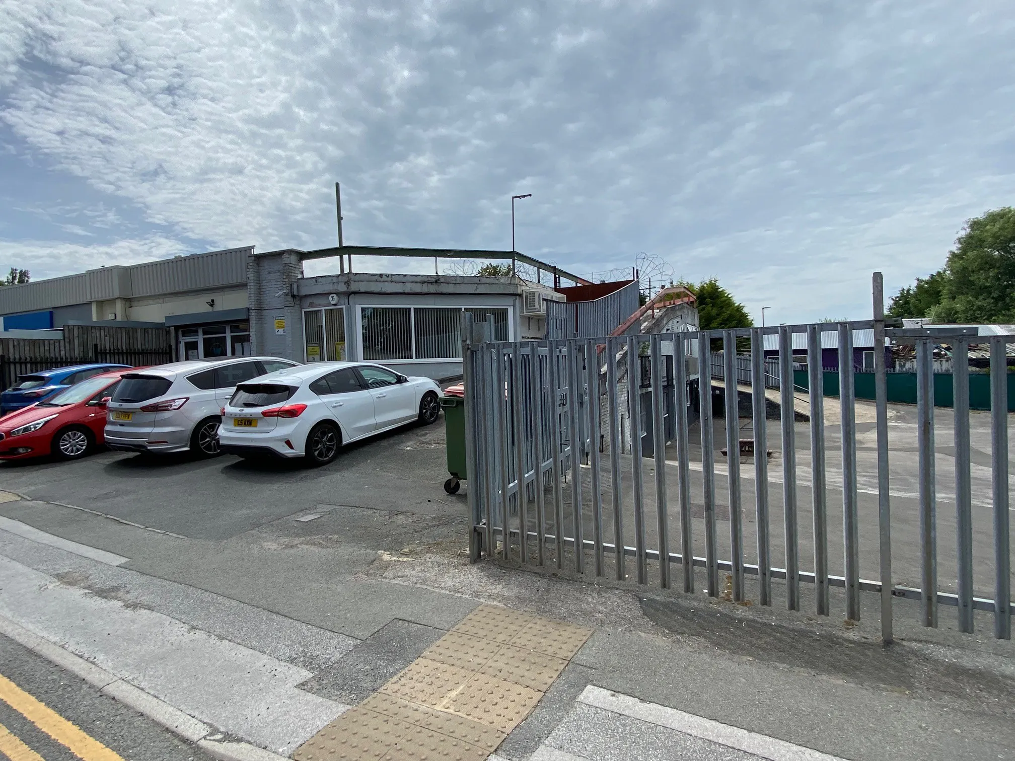 Unit 2, Town Street, Stanningley, LS28 6HL