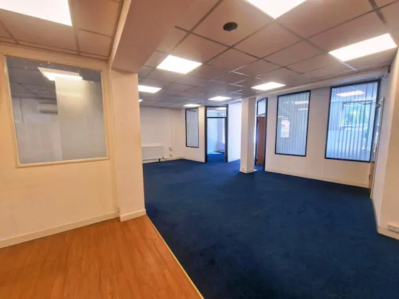First Floor, 21-23 Wote Street, Basingstoke, Office To Let - 20260807_110809.jpg