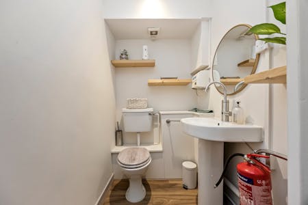 49-50 Boundary Road, Hove, Cafe (A1) / Class E Retail / Leisure / Convenience Store / E (Commercial / Business / Service) / E Class Retail / Leisure (no extract - Open A1) / Food & Beverage / Retail / High Street Retail For Sale - Boundary Road 49-006.JPG