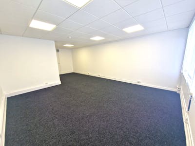 Marple House, Stockport, Office To Let - 20240429_135524.jpg