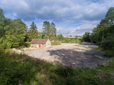 Chilmark Estates, Nr. Salisbury, Investment - Mixed use For Sale - The Cutting Yard