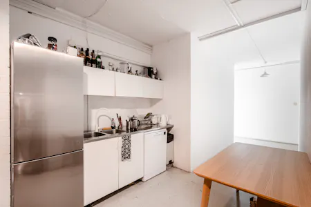 22-27 The Oval, London, Office To Let - The OVal 22-27 3F - Low Res 5.jpg
