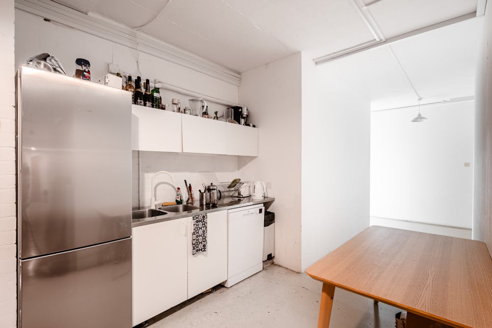 22-27 The Oval, London, Office To Let - The OVal 22-27 3F - Low Res 5.jpg