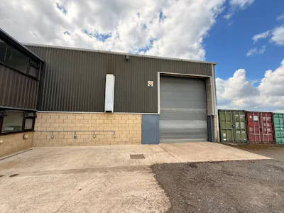 Clearfields Farm, Aylesbury, Industrial / Industrial / Storage / Industrial / Warehouse / Workshops To Let - IMG-20260515-WA0098.jpg