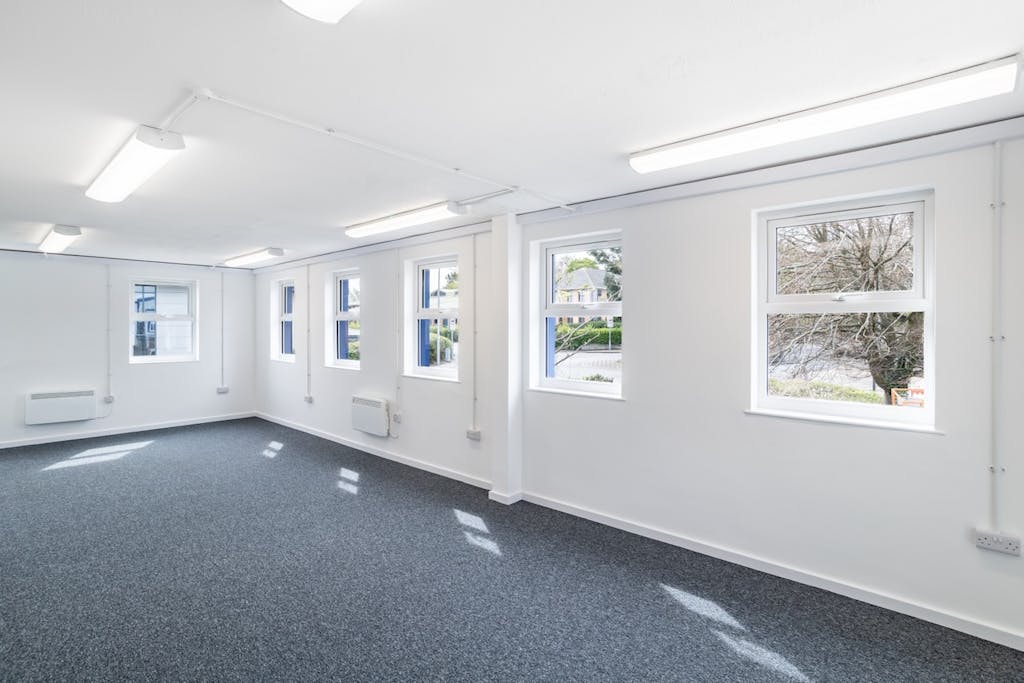 Lawrence Way Ind Estate - Dunstable-21