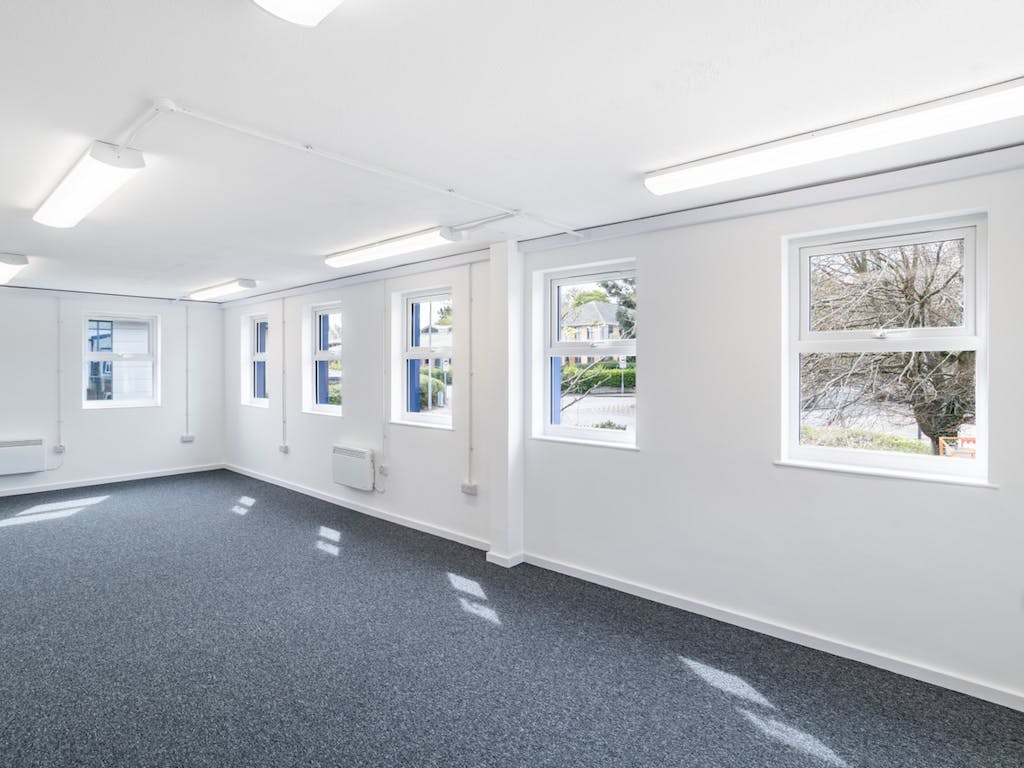 Lawrence Way Ind Estate - Dunstable-21