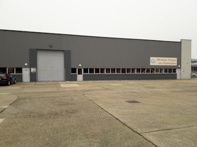 Unit C Phoenix Centre, Southampton, Industrial / Warehouse To Let - 20190129_093101.jpg