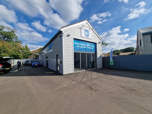 Car Showroom, Murrell Green Business Park, Hook, Other To Let - 20241004_143323.jpg