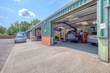 Unit 12 Coopersale Hall Farm, Fluxs Lane, Epping, Industrial/Logistics To Let / For Sale - img_1832_25 copy.jpg