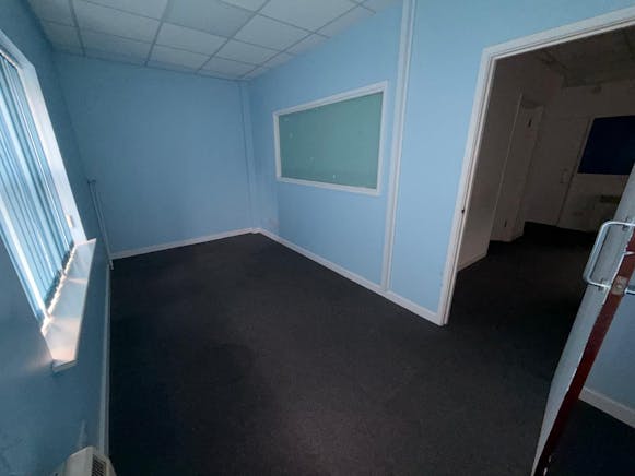 ITS House, Webster Court, Rayleigh, Office To Let - IMG20251110WA0008.jpg