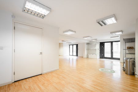 8 Waterson Street, London, Office To Let / For Sale - Waterson St 8 - 10.jpg