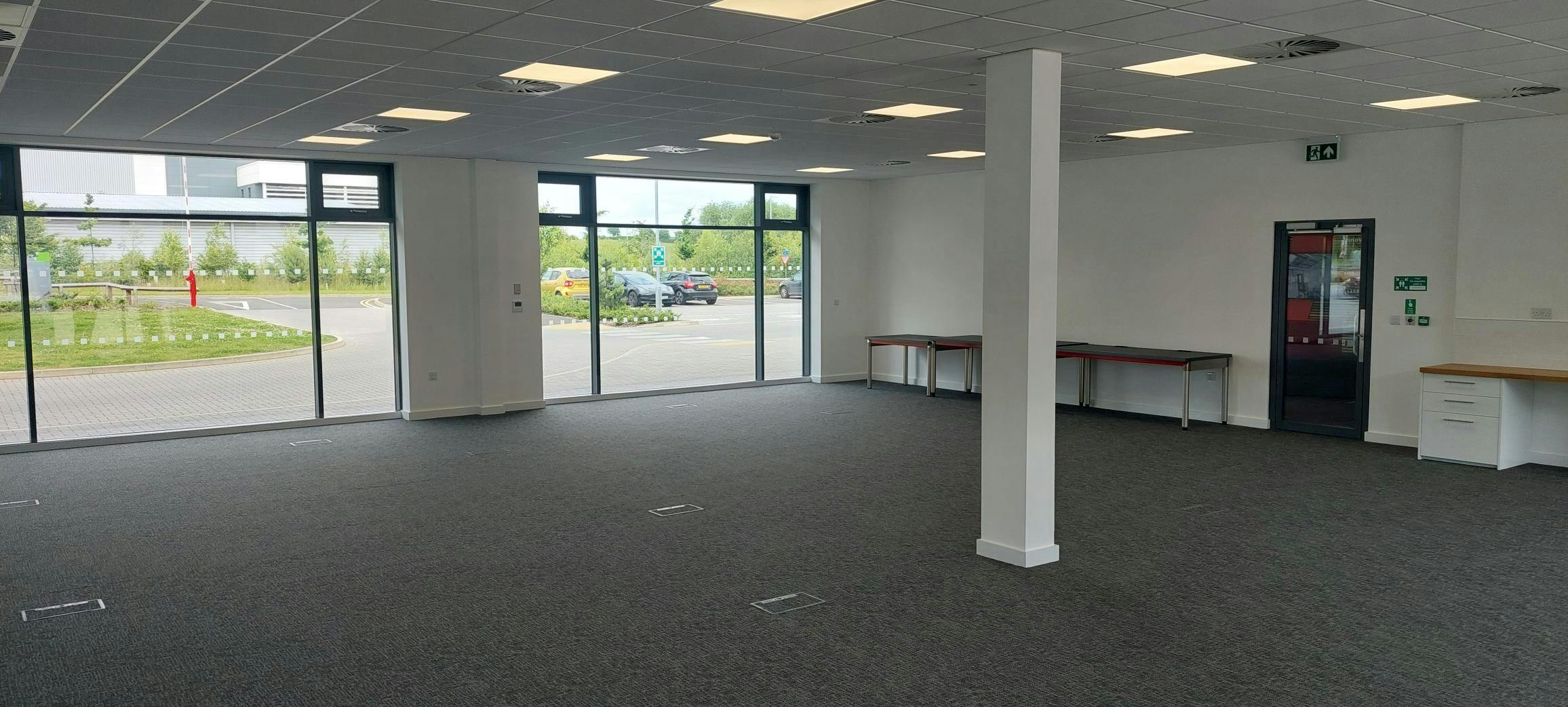 Office in Worcester - photo 3