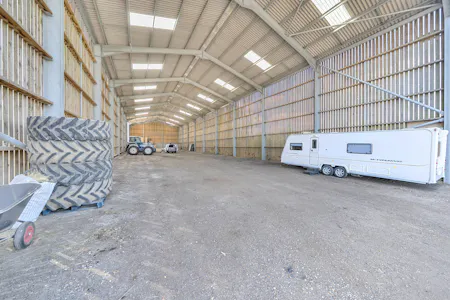 Dane Spring, Harpenden, Open Storage To Let - 1493030 (8).jpg