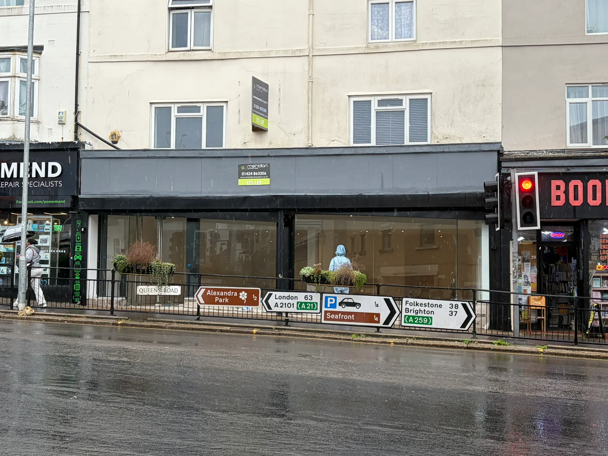 40-41 Queens Road, Hastings, Retail To Let - IMG_0862.JPEG