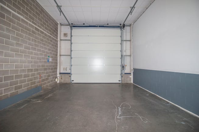 Unit 9 Slough Interchange Industrial Estate, Slough, Industrial / Warehouse To Let / For Sale - 4.jpg