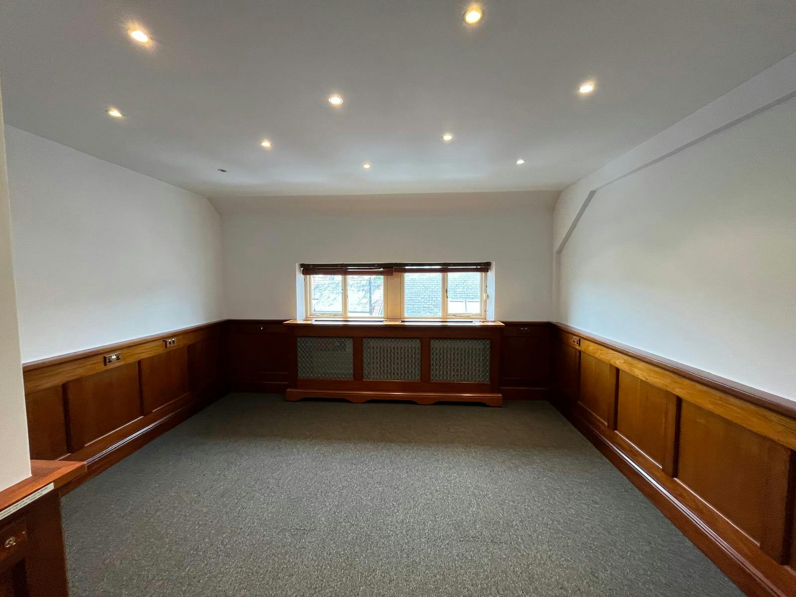 The Motorworks, Chestergate, Macclesfield, Offices To Let - IMG20250522WA0005.jpg