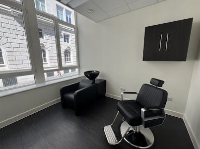 Phenix Salon Suites, Corn Exchange Building, Liverpool, Leisure / Retail To Let - 10.png