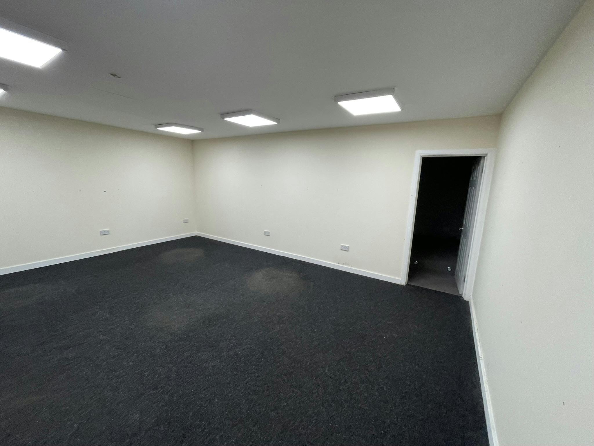 Brook Way, Hastings, Industrial / Office To Let - IMG_3275.JPEG