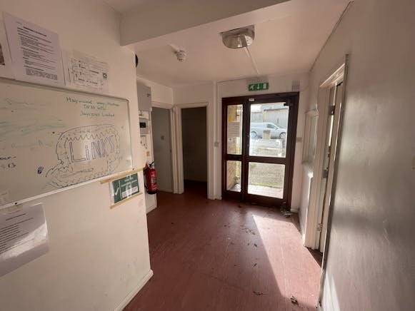 1 Haywood Way, Hastings, Industrial To Let / For Sale - IMG_3481.JPEG