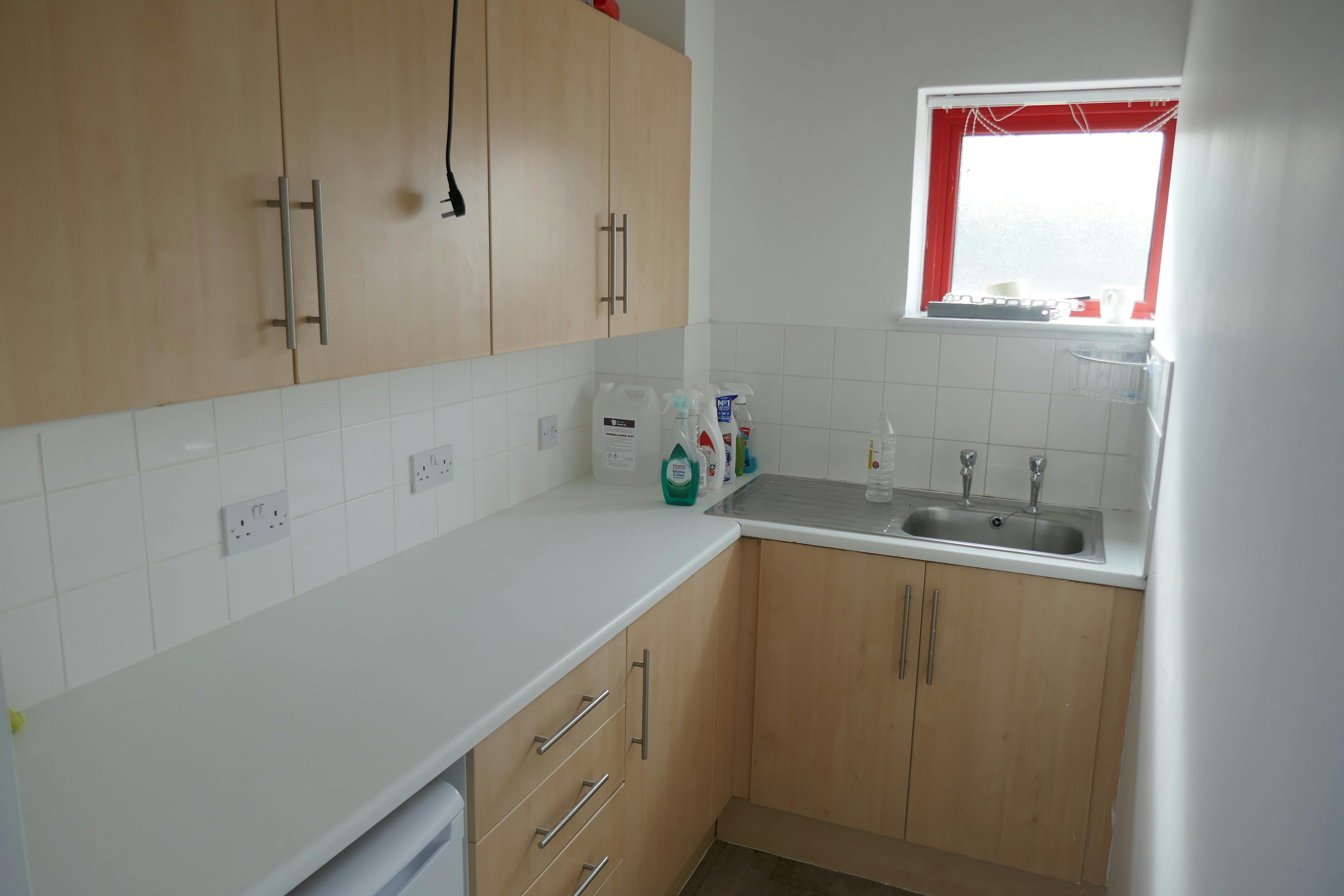 Circle Line House, Harlow, Offices To Let - P1060198.JPG