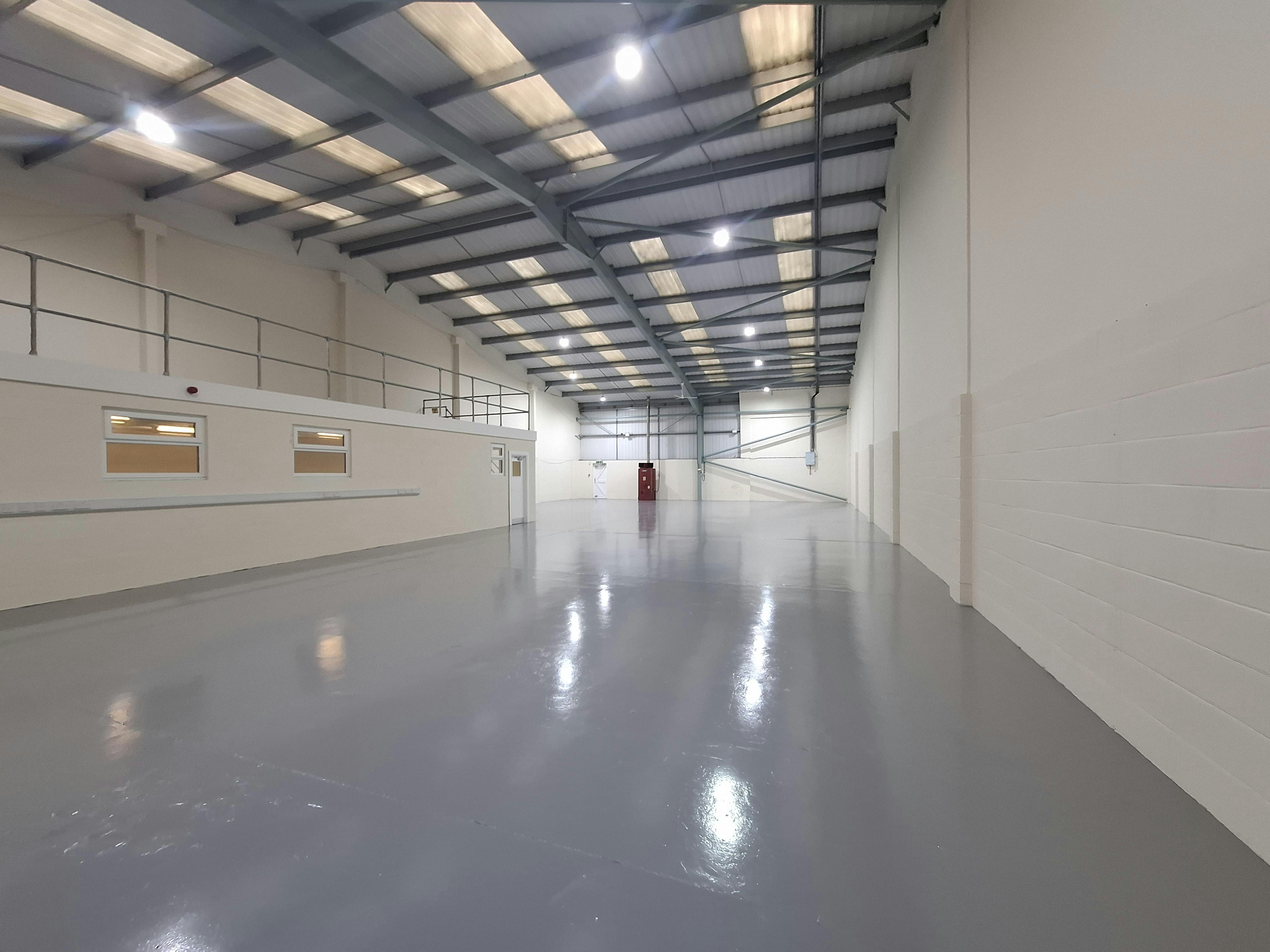 Industrial Unit in Droitwich - photo 2