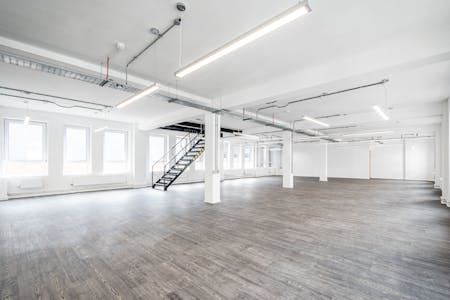 Universal House, 88-94 Wentworth Street, London, Office To Let - Universal Hse 34F  Low Res 6.jpg