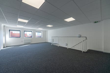 Unit 8 Westpoint Trading Estate, Acton, Industrial / Warehouse To Let - Westpoint Acton INT 78  Sept 2322.jpg
