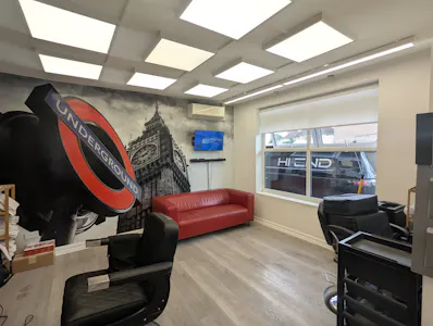 53 High Street, Abbots Langley, Retail For Sale - PXL_20260701_121320709.jpg