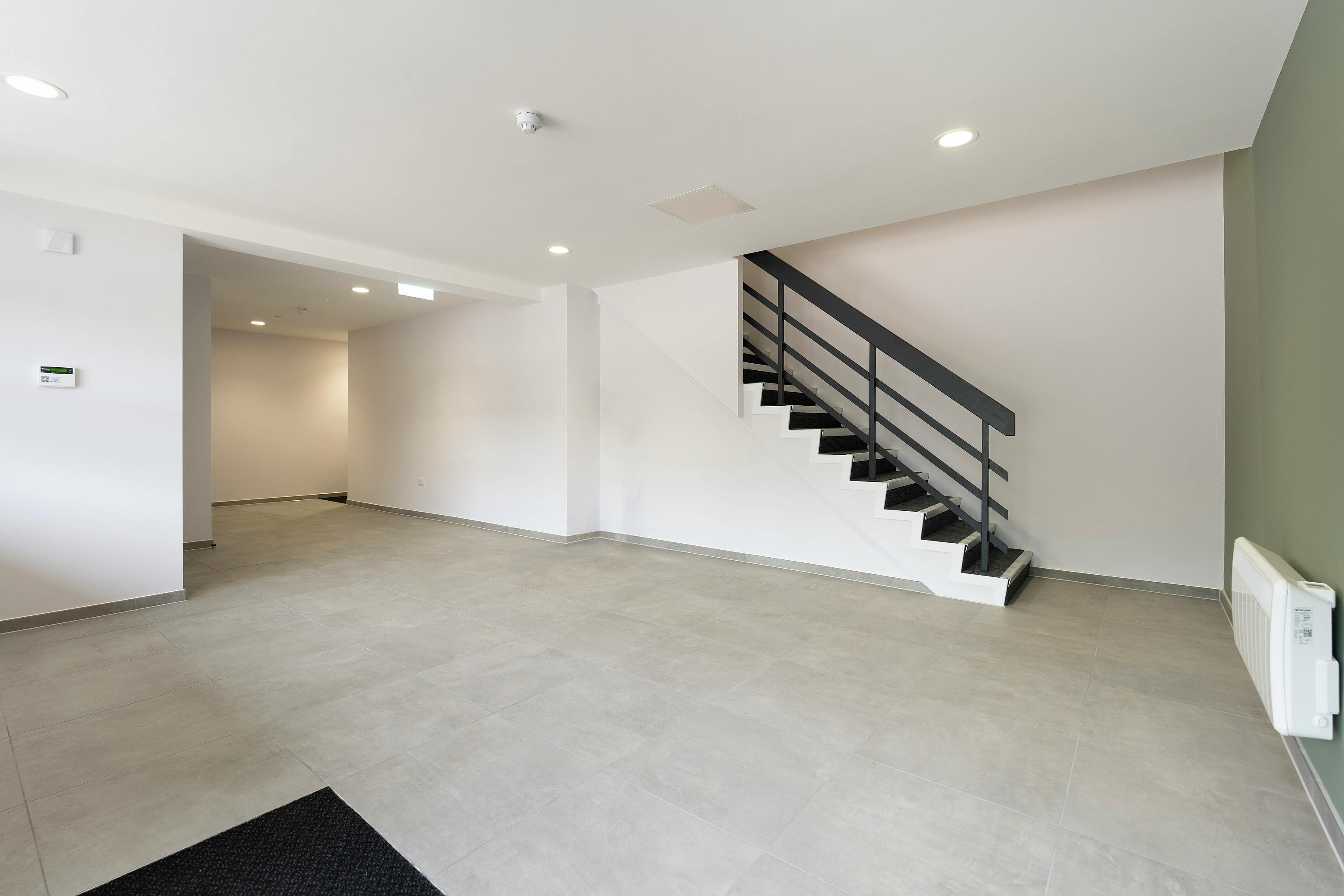 Unit's 32 -38, Westwood Park Trading Estate, Park Royal, Industrial / Warehouse To Let - IW-300526--CA-306-U32.jpg