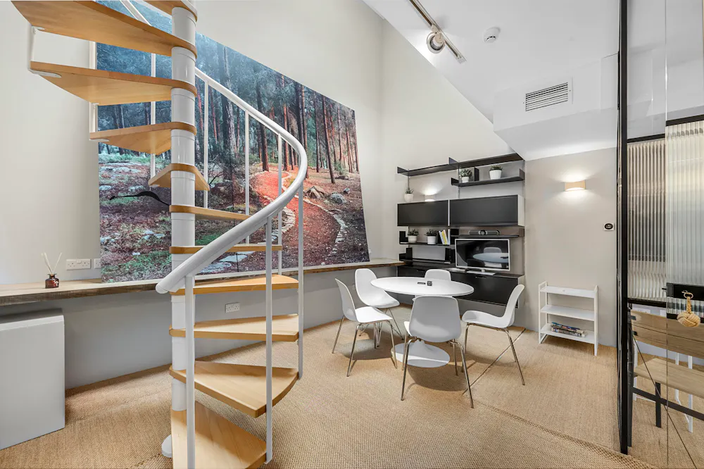18 Newman Street - dining2.jpg