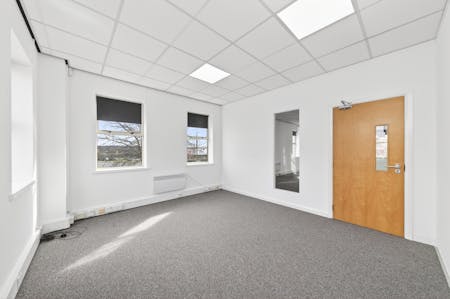 Taylors Court, Taylors Court, Rotherham, Office To Let - _DSC5568.jpg