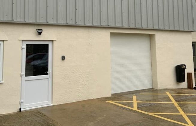 Coates A, Priory Park Industrial Estate, London Road, Tetbury, Industrial To Let - Coates-A-Workshop-to-Let-External-4-641x415.jpg
