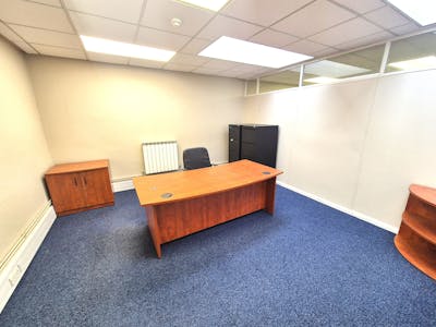 Hyde Business Hub, 111-113 The Mall, Hyde, Office To Let - 20260205_132856.jpg