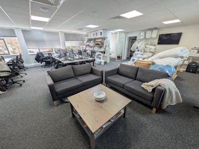 Second Floor Office, St. James House, Guildford, Office To Let - 2534.jpg