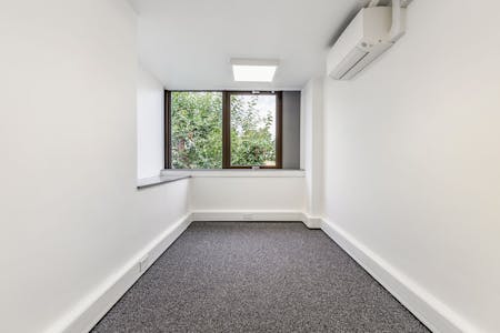 Unit 3 Shepperton Business Park, Shepperton, Industrial/Logistics To Let - 96782_Unit3SheppertonBusinessPark  22_low.jpg