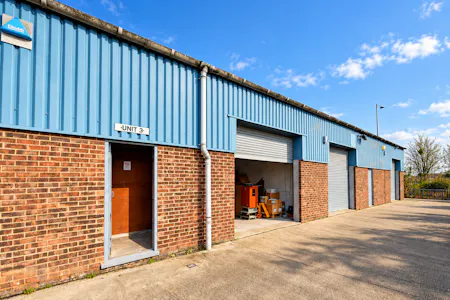 Unit 3 Comet way, Southend-On-Sea, Industrial To Let - Front