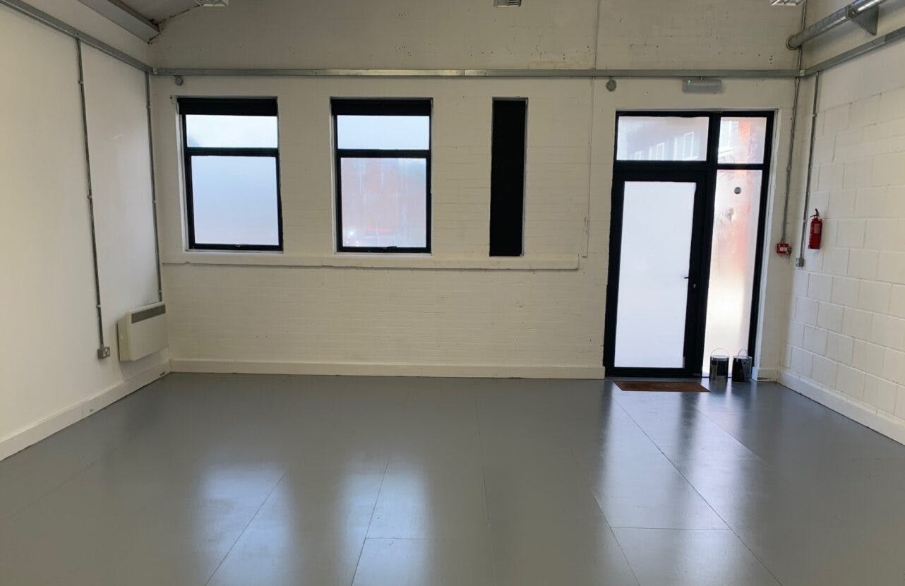 Draycott West, Elcot Mews, Elcot Lane, Off London Road, Marlborough, Industrial / Leisure / Office / Retail To Let - Draycott-West-25-Kitchen-1282x830.jpg