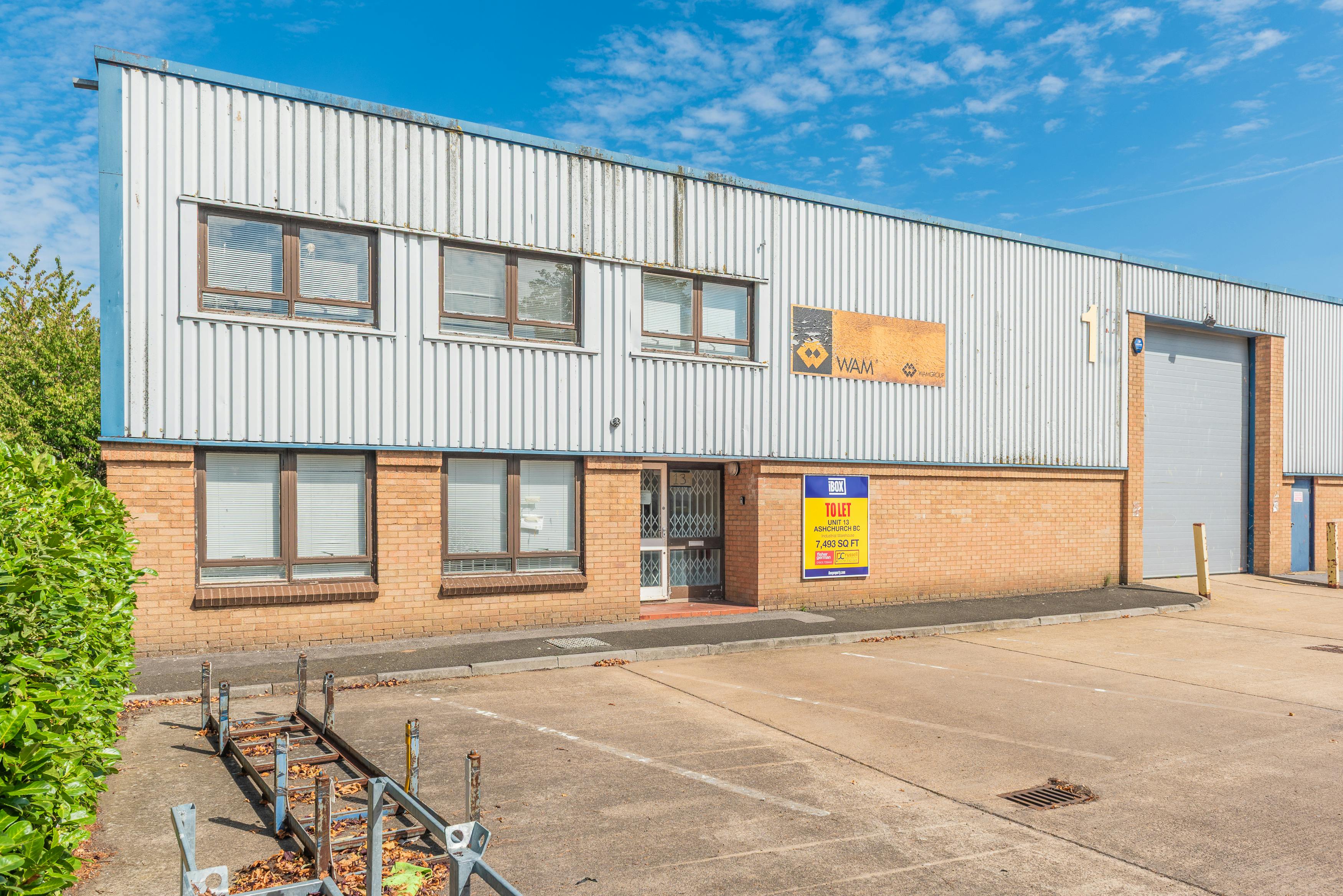 Industrial Unit in Tewkesbury - photo 2
