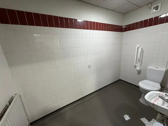 Ground Floor & First Floor, 43 High Street, Rayleigh, Retail To Let - WhatsApp Image 2026-02-03 at 08.58.13 (1).jpeg