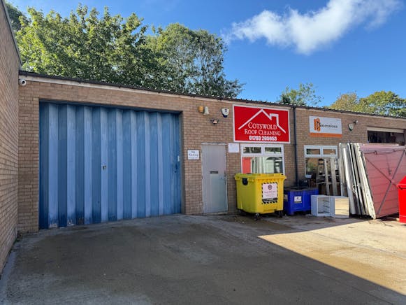 Unit 7 Central Trading Estate, Signal Way, Swindon, Industrial For Sale - Unit 7 Central Trading Estate.jpg